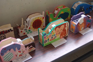 テープカッター完成 半田市立亀崎小学校